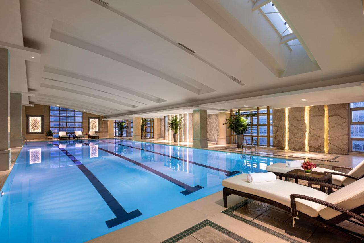 Crowne Plaza Nanjing Road By Ihg Hotel 5*
