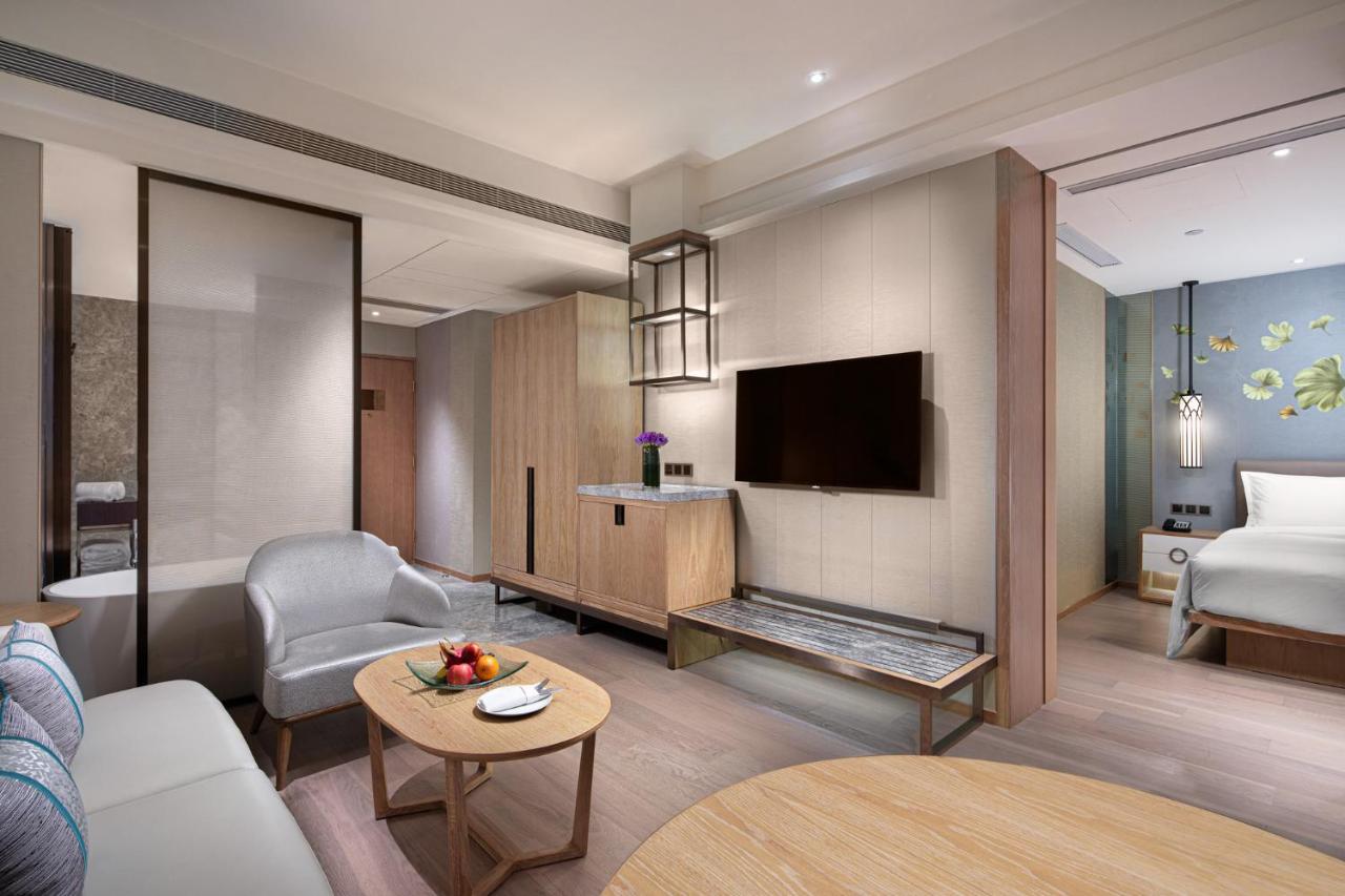 Khách sạn Crowne Plaza Nanjing Road By Ihg 5*
