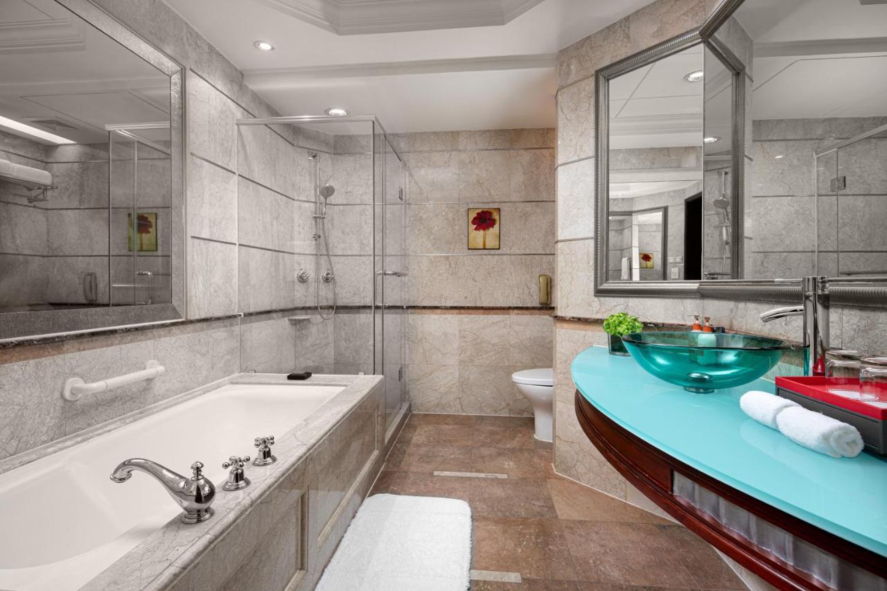 Crowne Plaza Nanjing Road By Ihg 5*